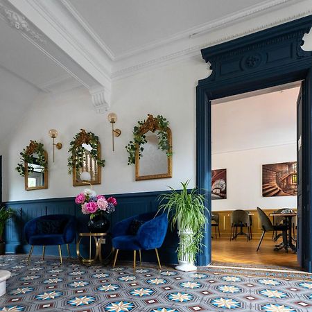 Hotel Des Dauphins Bourgoin-Jallieu Εξωτερικό φωτογραφία